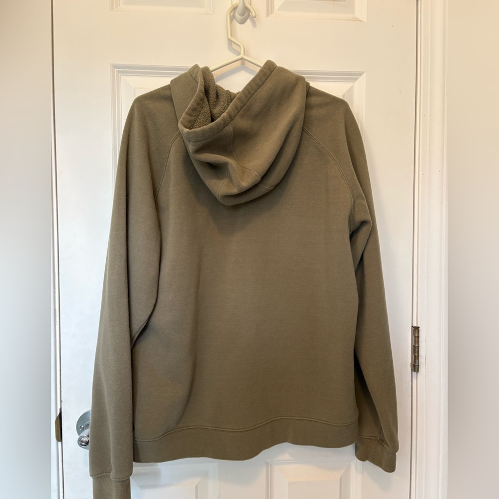 Women’s Carhartt Sweatshirt - Picture 7 of 10